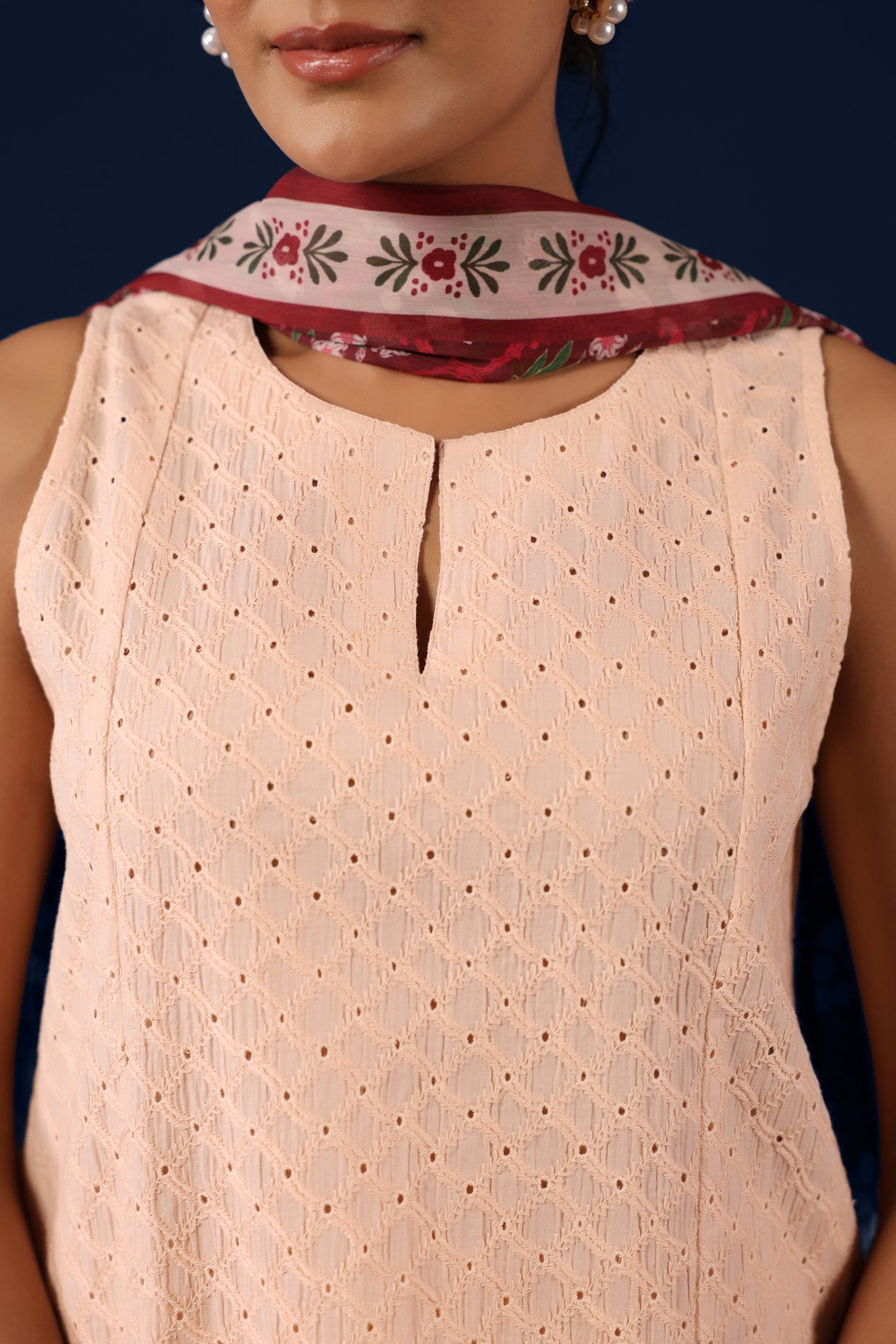 Women’s Sleeveless Cotton Kurta and Salwar with Dupatta