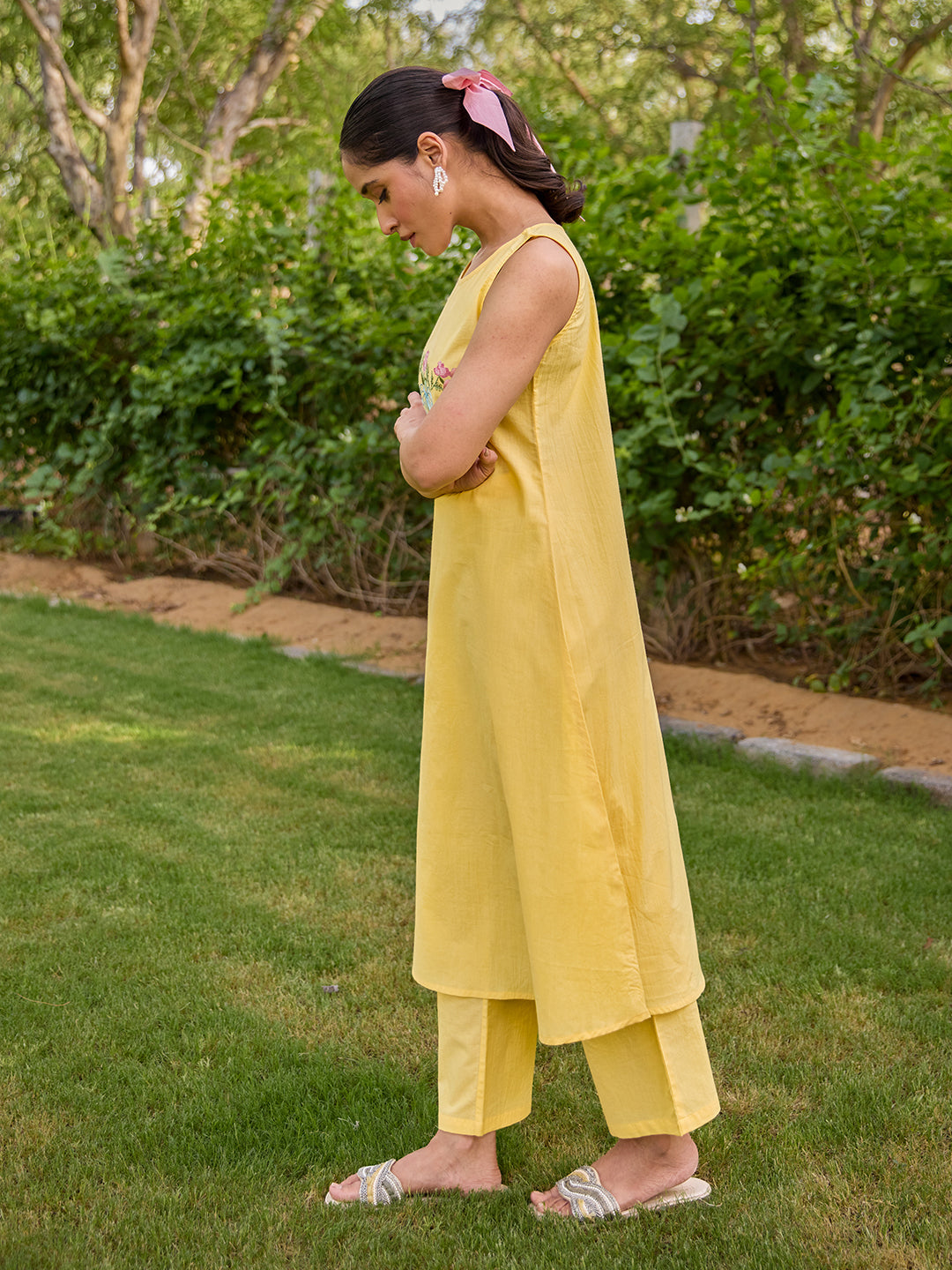 Women's Cotton Embroidered Kurta Set