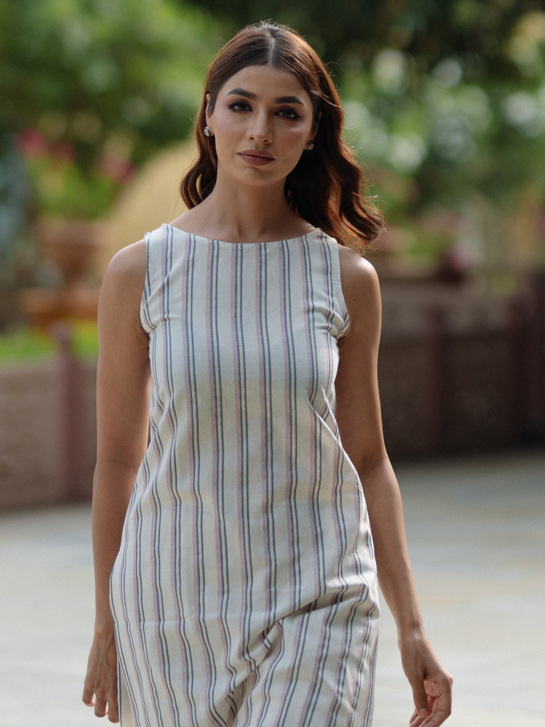 Women's Off White Cotton Boat neck Sleeveless Kurta Set with Trousers