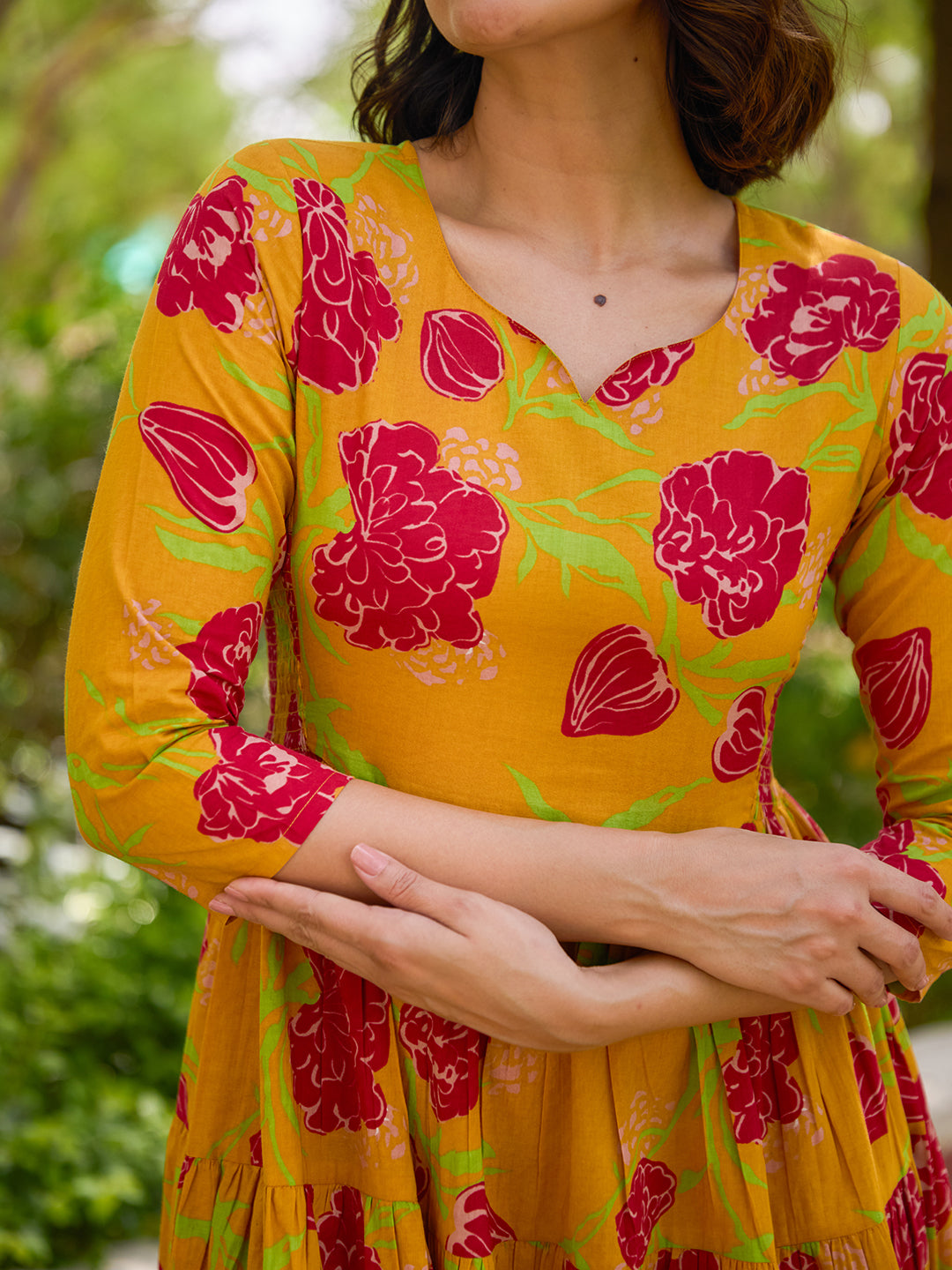 Women's Cotton Tiered Kurta with Straight Trousers