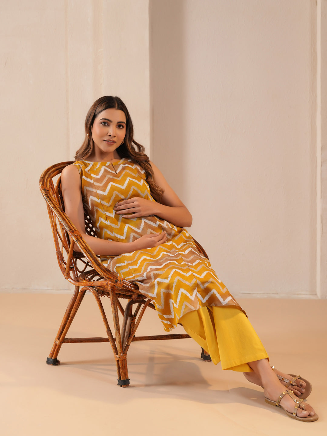Women's Yellow Pattern Maternity Kurta Sets