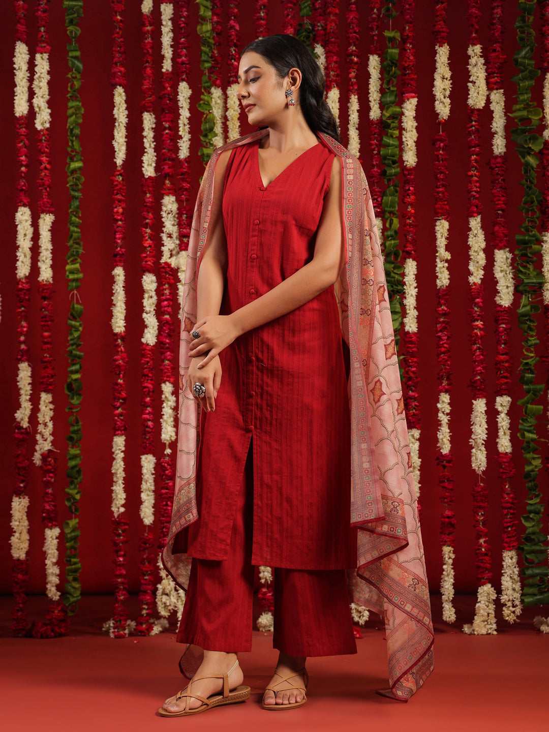 Women's Straight Kurta Set With Pants