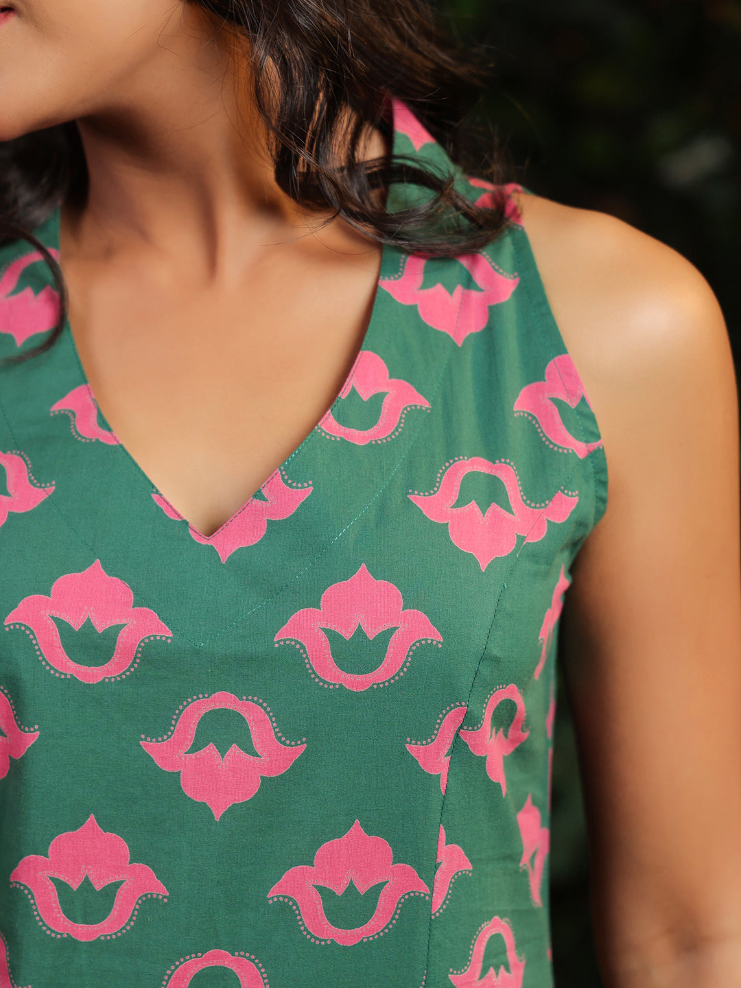 Women's Green & Pink Printed Cotton Suit Set