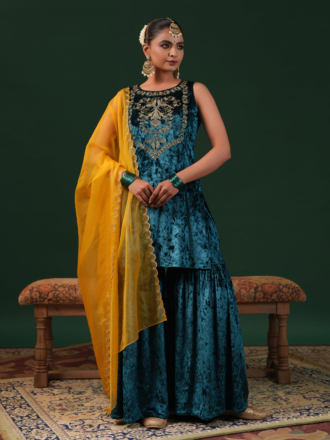 Women's Teal Embroiderd Velvet Kurta Set with Dupatta