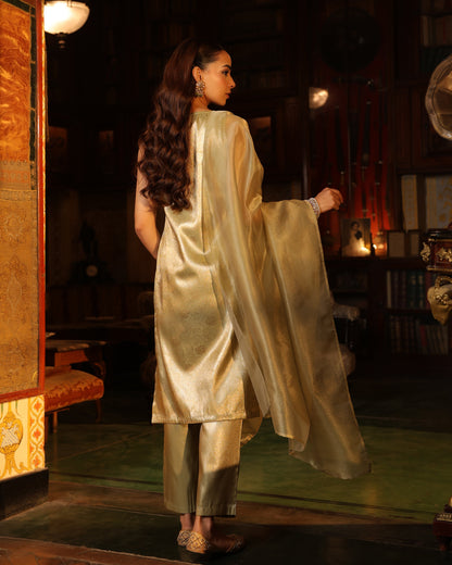 Women's Match Green Sleeveless Kurta Set with Dupatta