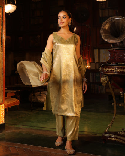 Women's Match Green Sleeveless Kurta Set with Dupatta