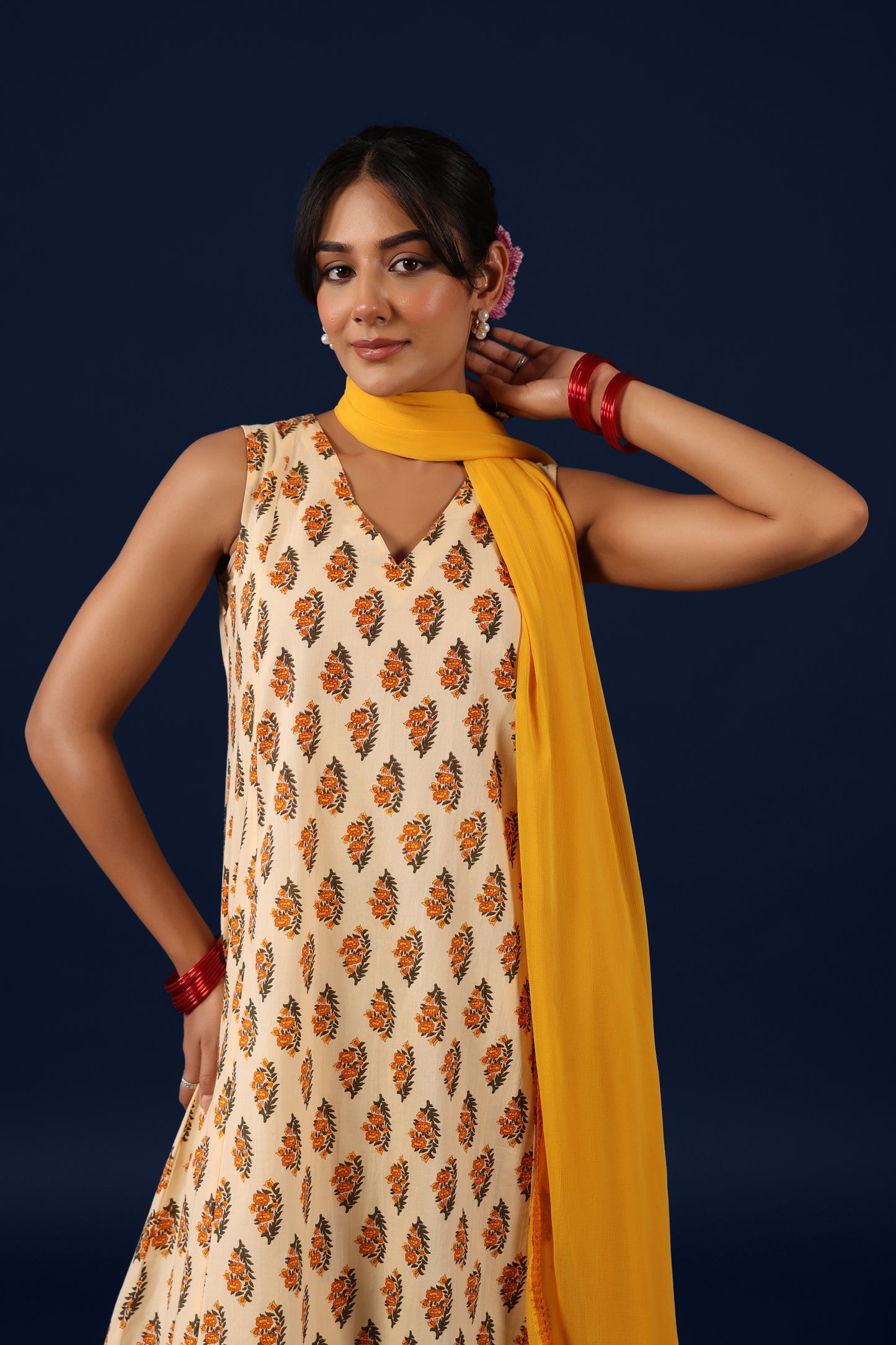 Women’s Sleeveless Cotton Straight Kurta Set with Dupatta