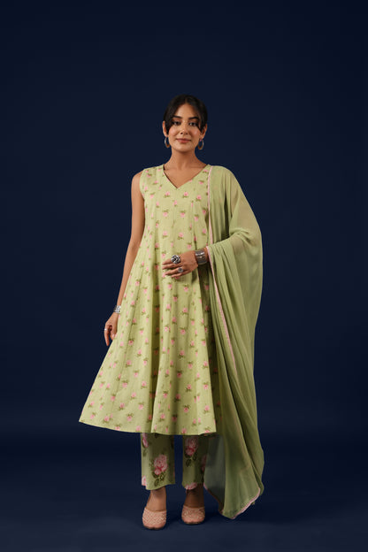 Women’s Sleeveless Cotton Straight Kurta Set with Dupatta