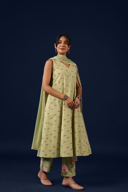 Women’s Sleeveless Cotton Straight Kurta Set with Dupatta