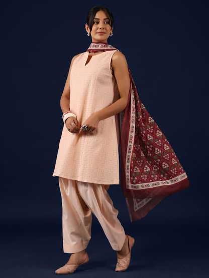 Women’s Sleeveless Cotton Kurta and Salwar with Dupatta