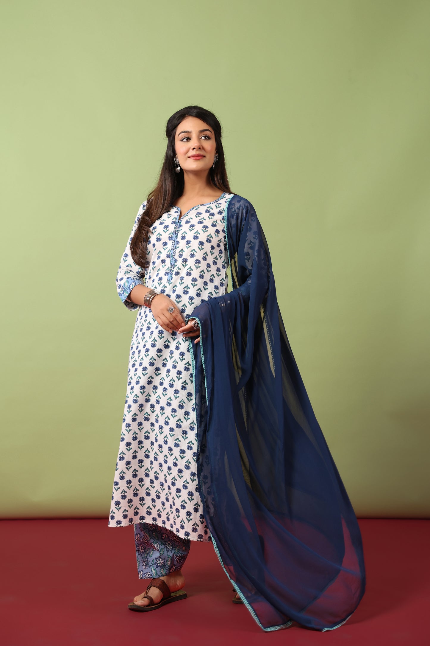 Women’s V-Neck Cotton Kurta Set With Chiffon Dupatta