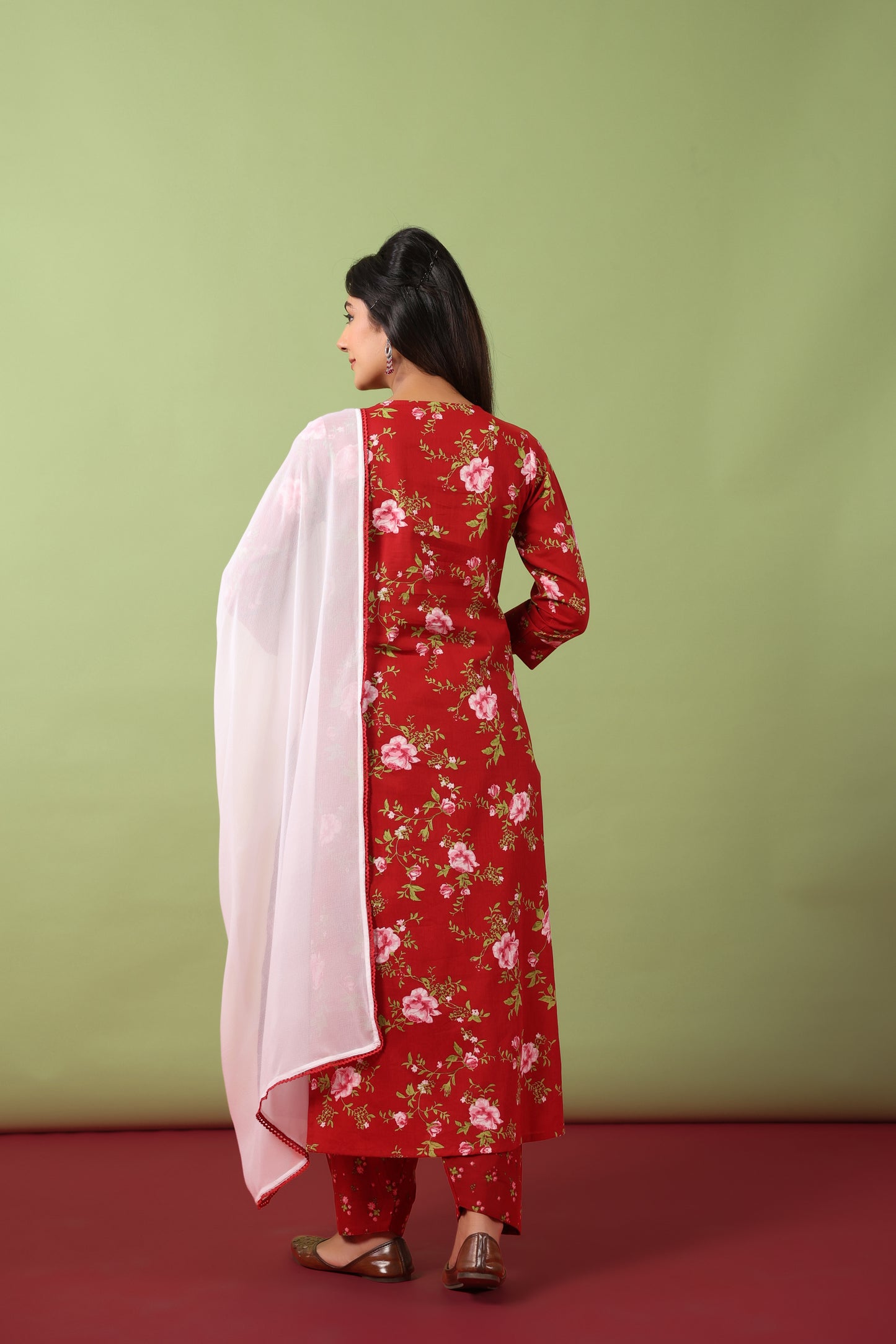 Women’s V-Neck Cotton Kurta Set With Chiffon Dupatta