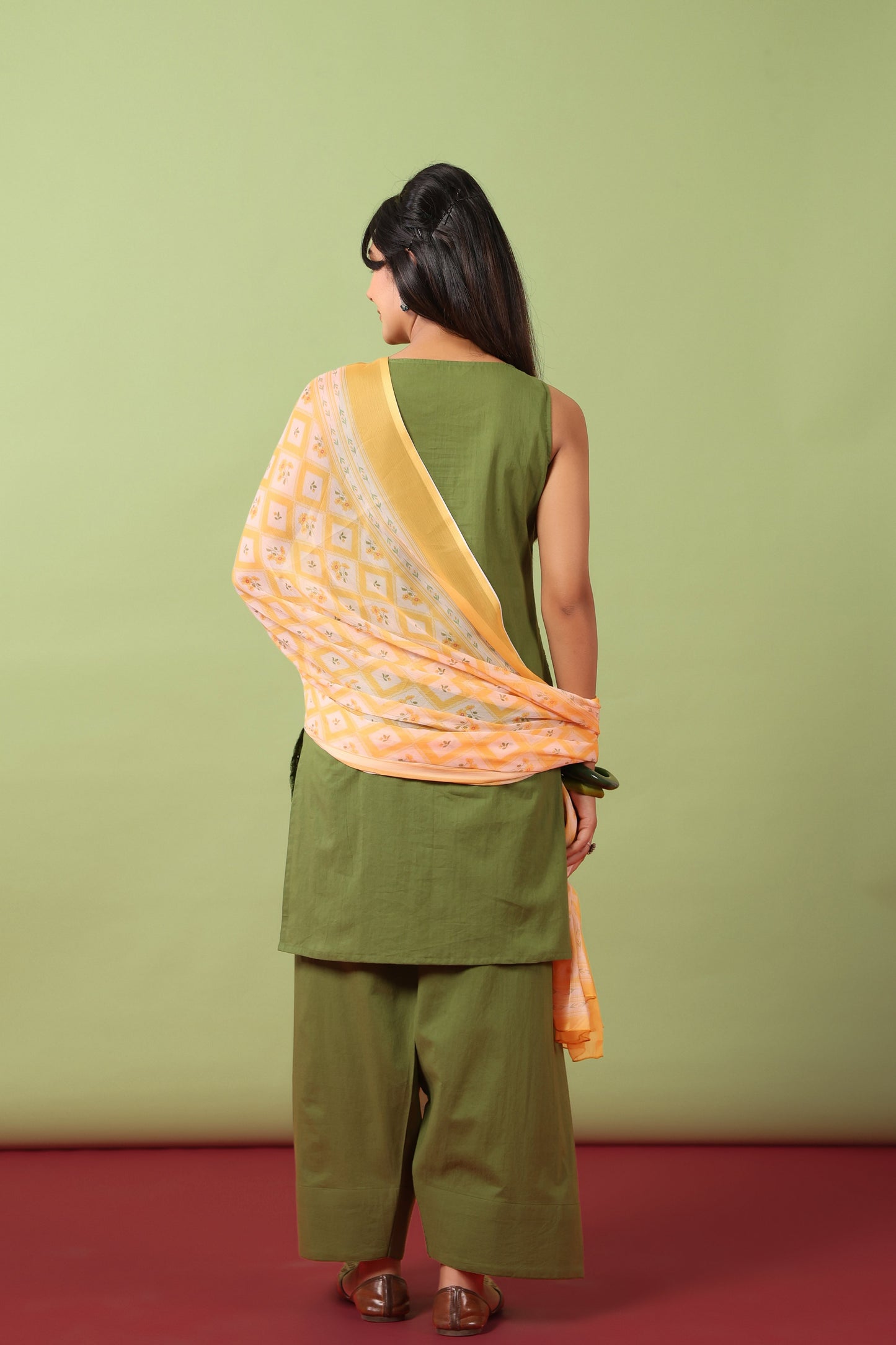 Women’s Sleeveless Cotton Kurta and Farshi Salwar with Dupatta