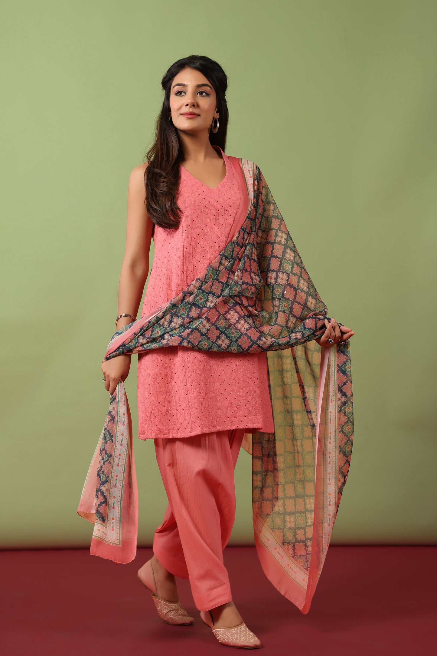 Women’s Sleeveless Cotton Kurta and Salwar with Dupatta