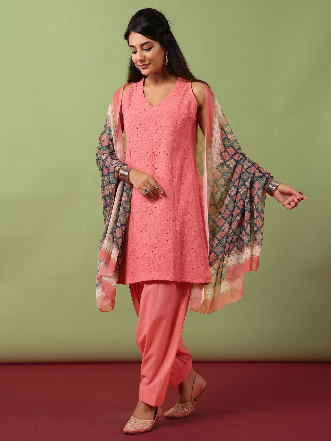 Women’s Sleeveless Cotton Kurta and Salwar with Dupatta