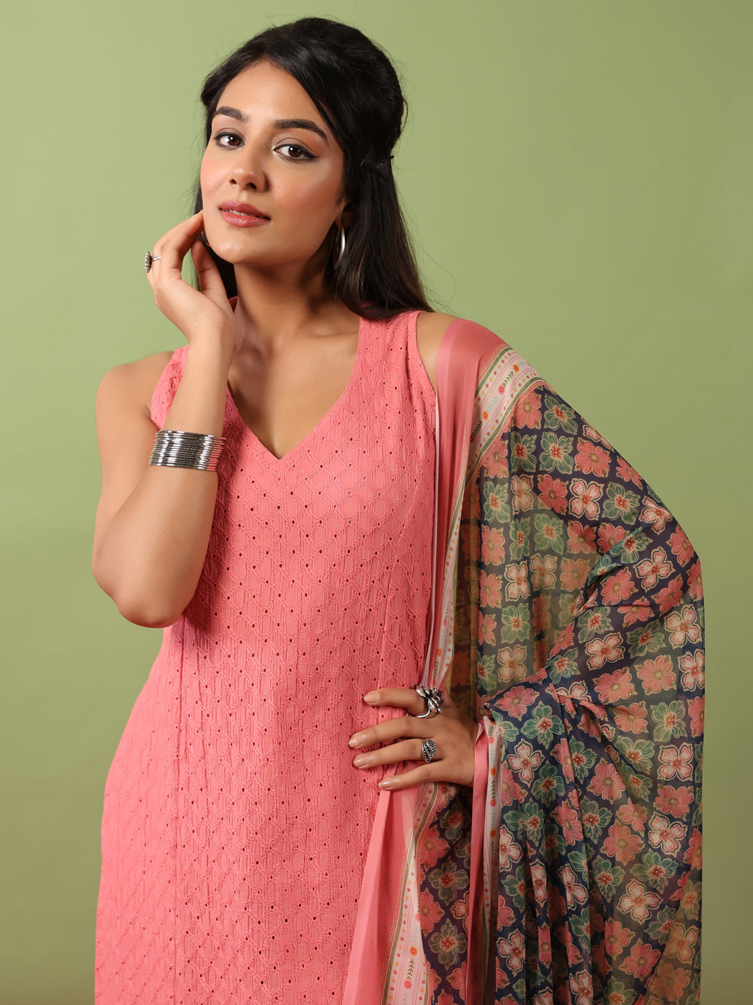 Women’s Sleeveless Cotton Kurta and Salwar with Dupatta