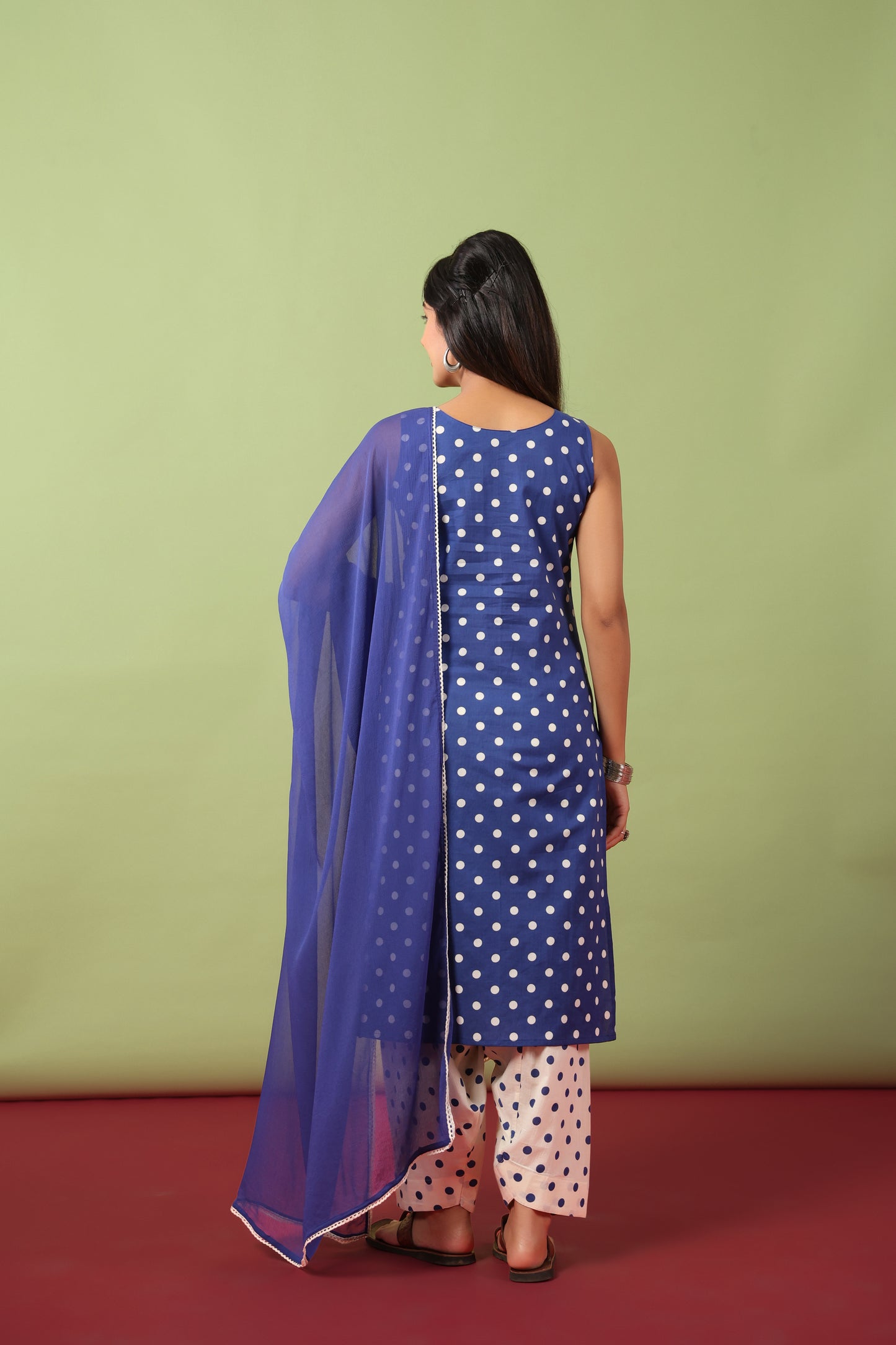 Women’s Boat Neck Cotton Kurta Set with Chiffon Dupatta