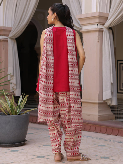 Women’s Sleeveless Schiffli Kurta and Salwar Set