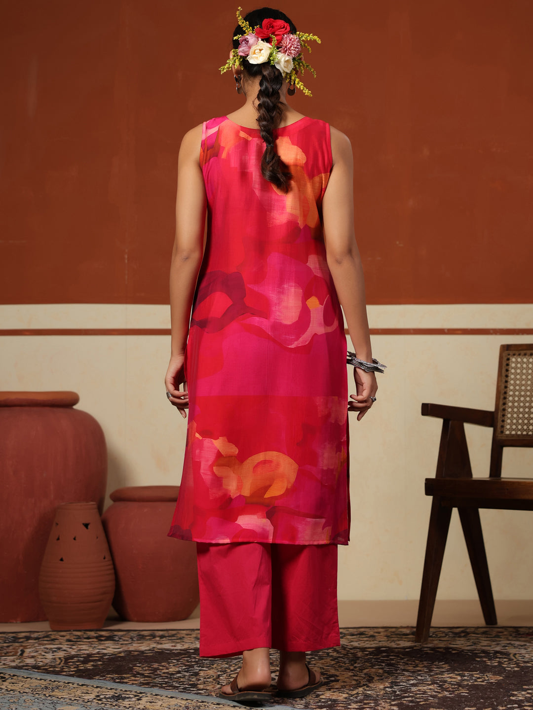 Women's Sleeveless Kurta Set