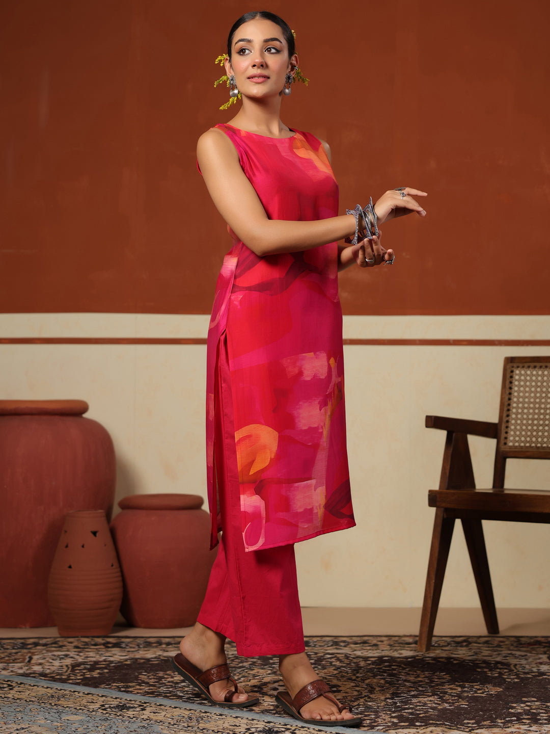 Women's Sleeveless Kurta Set