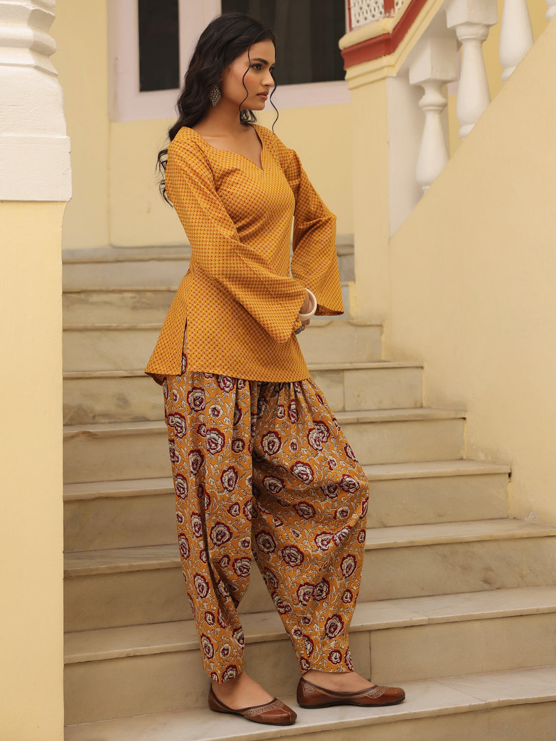 Women's Printed Cotton Kurta With Salwar