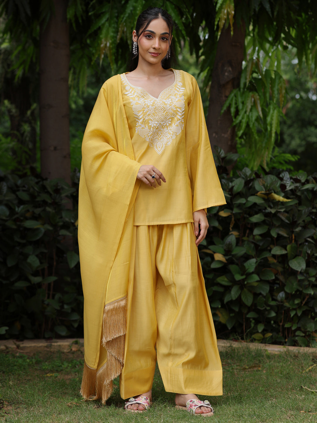 Women's Butter Yellow Embroidered Farshi Kurta Set With Dupatta