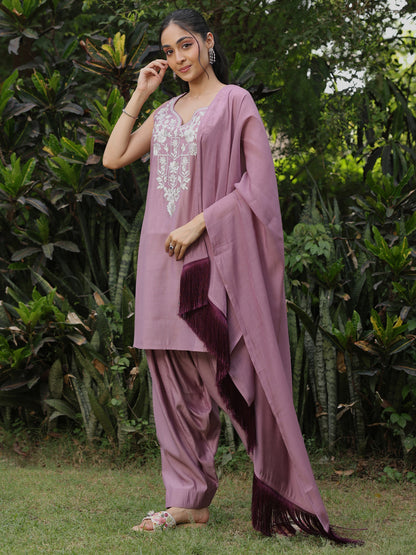 Women’s Lavendar Embroidered Sleeveless Kurta Set with Dupatta