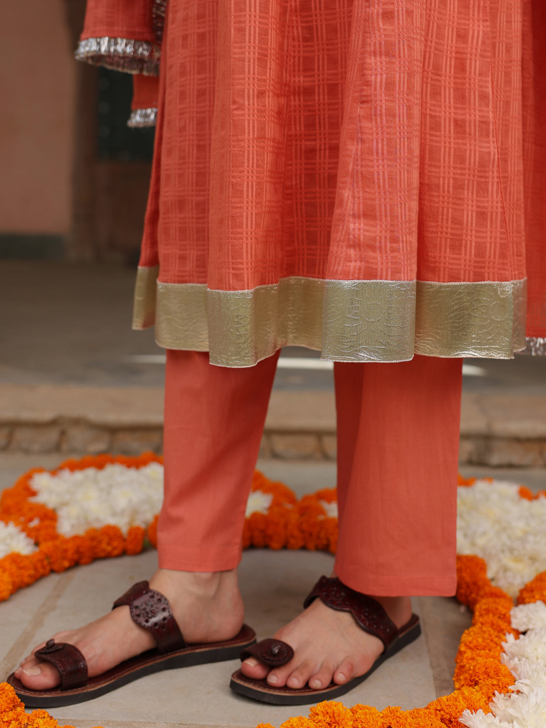 Women’s Peach Woven Cotton Sleeveless Anarkali Set with Dupatta