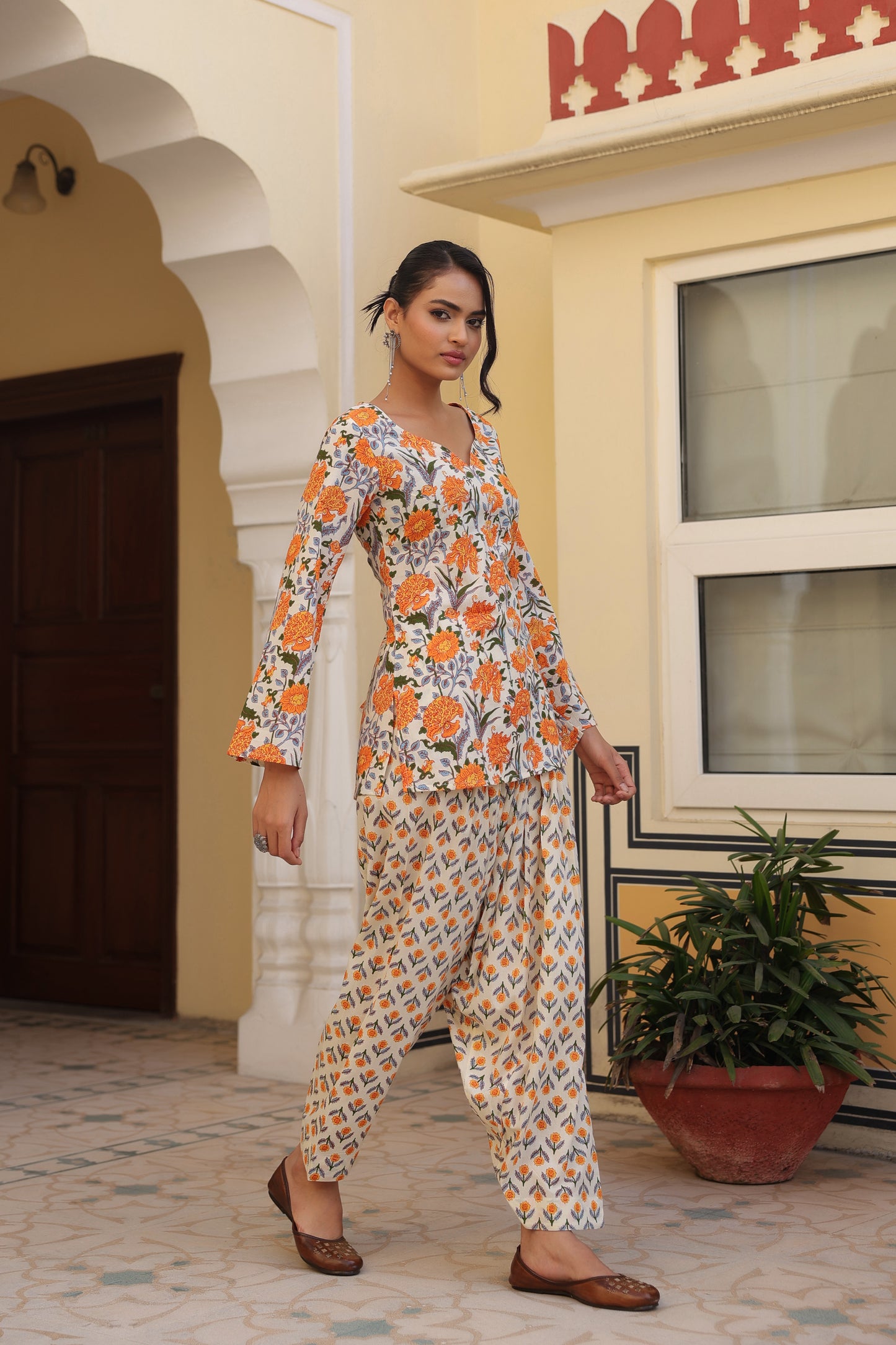 Women's Printed Cotton Kurta With Salwar