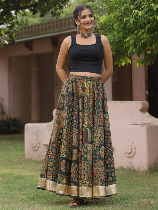 Women's Coloured Printed Long Skirt in Green