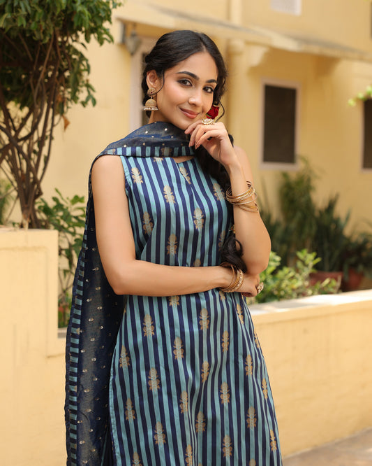 Women's Blue Striped Kurta Set with Dupatta