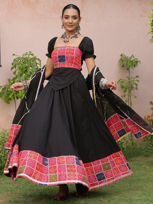 Women's Black and Multi Bandhni Printed Flared Skirt Set with Dupatta