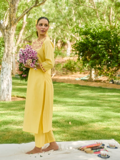 Women's Cotton Embroiderd Kurta Set