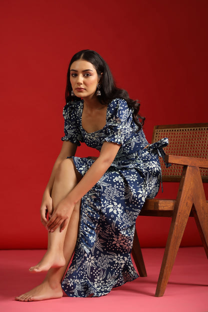 Women's White & Indigo Ruffled Wrap Skirt With Balloon Sleeves Top