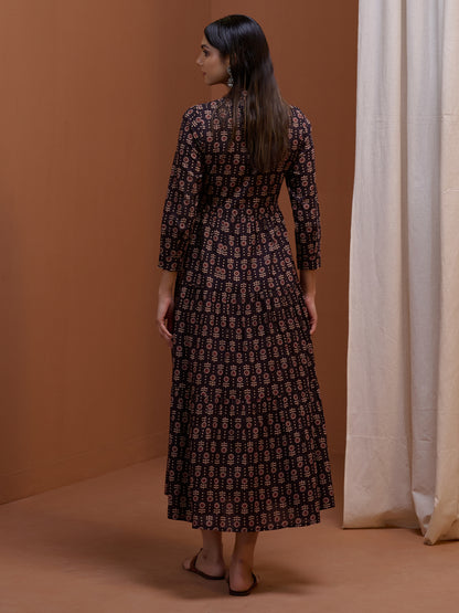 Women's Black Printed Tier Dress