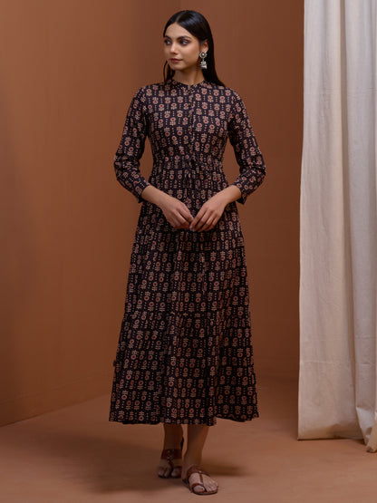 Women's Black Printed Tier Dress