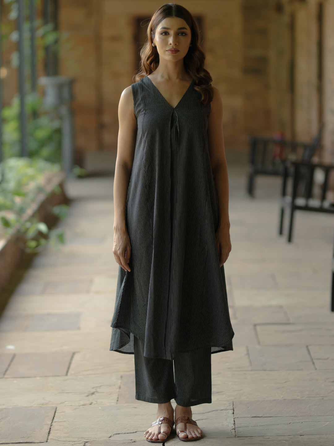 Women's Black Cotton V neck A line Kurta with Trousers