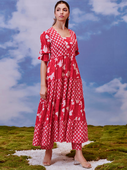 Women's Rayon Tiered Kurta with Straight Trousers