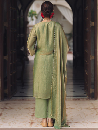 Women's Embroidered Pakistani Style Kuta Set with Dupatta