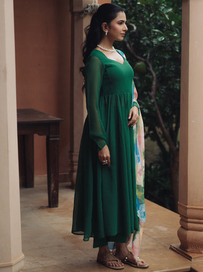 Women's Green Georgette Kurta Set With Dupatta