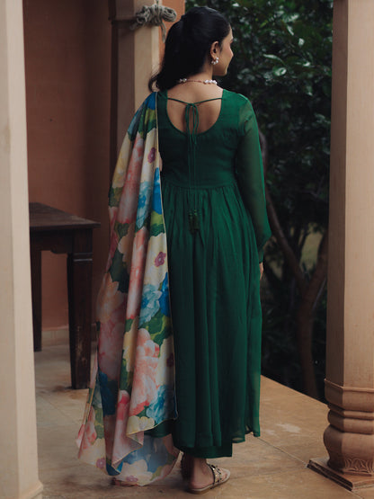 Women's Green Georgette Kurta Set With Dupatta