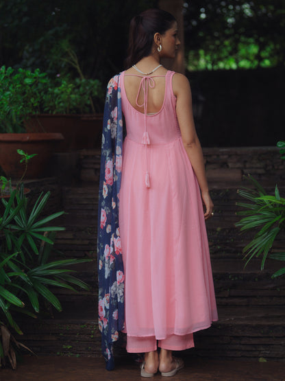 Women's Pink Georgette Kurta Set With Dupatta