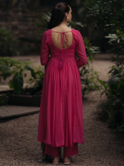 Women's Rani Pink Georgette Kurta Set With Dupatta