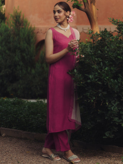 Women's Dark Pink Silk Kurta Set with Organza White Dupatta