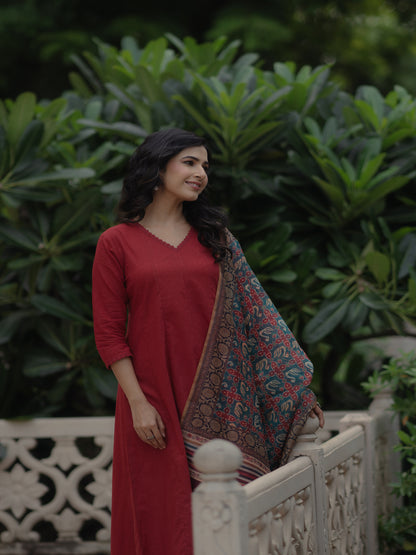 Women's Red Cotton Kurta Set with Printed Chanderi Dupatta