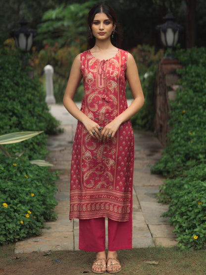 Women's Sequined Straight Sleeveless Kurta Set