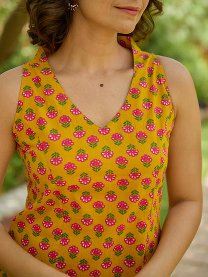 Women's Cotton Sleeveless Kurta Set