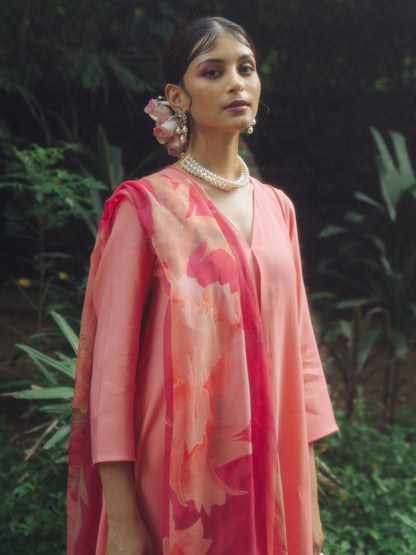 Women's Peach Remi Silk Kurta Set with Organza Dupatta