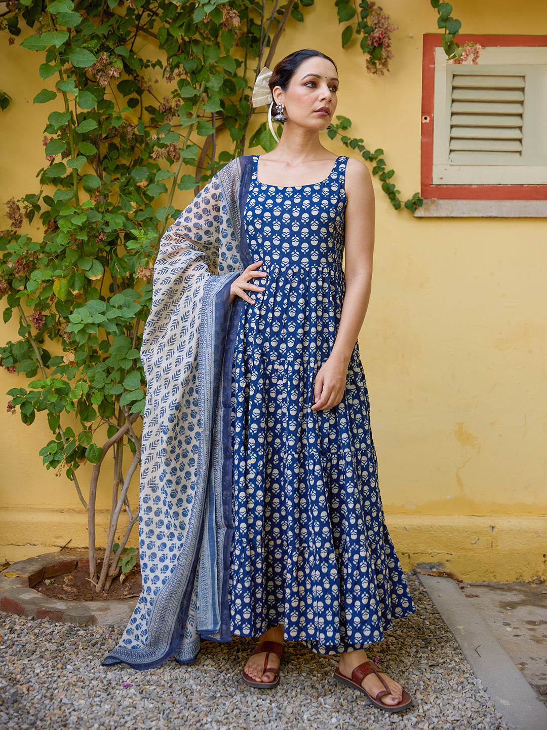 Women's Cotton Sleeveless Anarkali Set with Dupatta