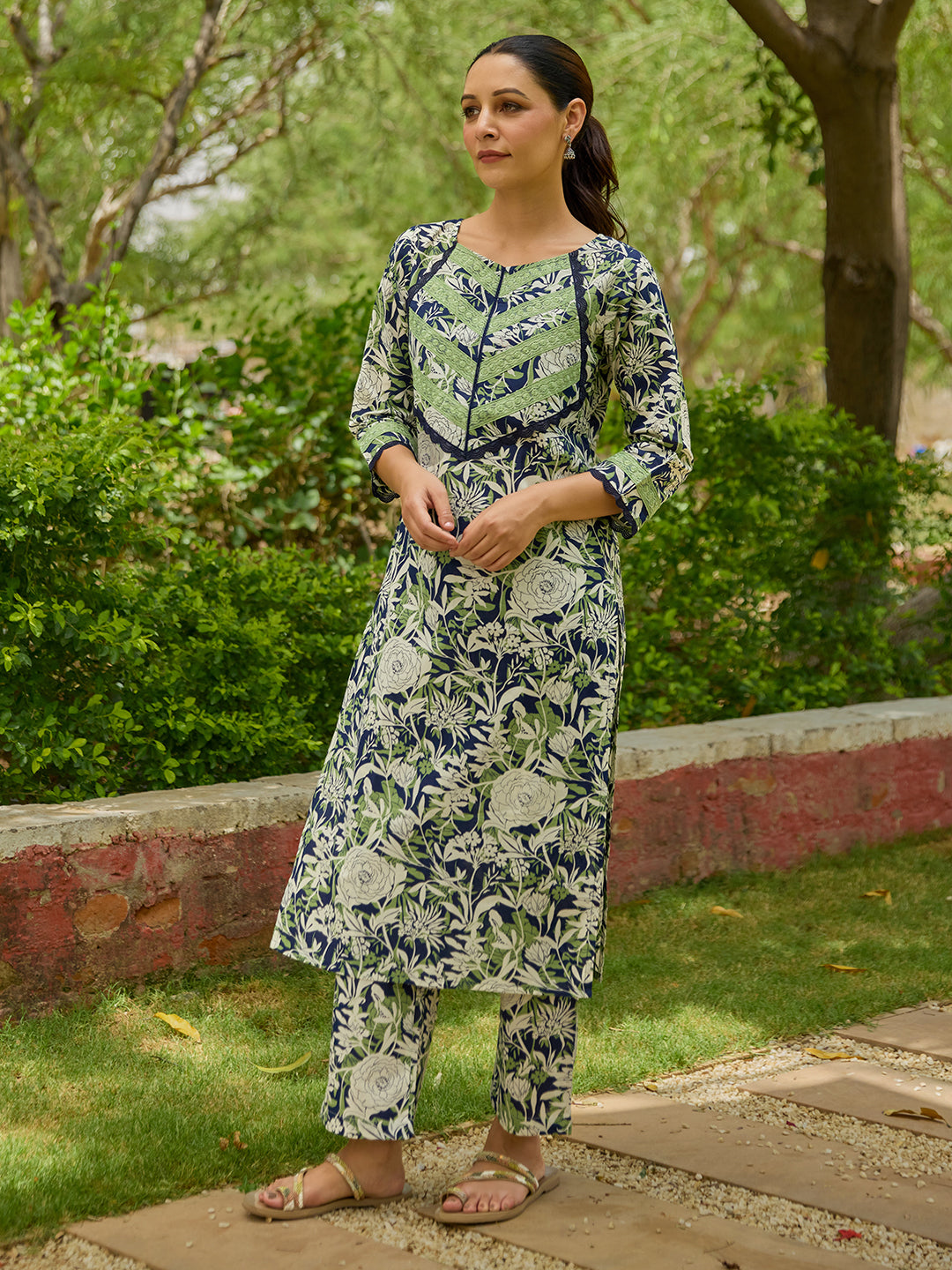 Women's Printed Cotton Kurta Set
